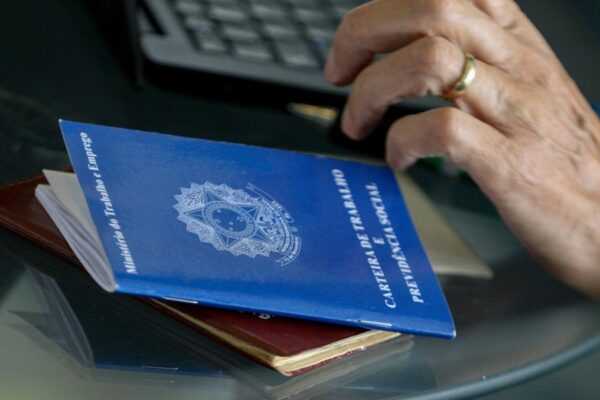 embu-das-artes-divulga-novas-vagas-de-emprego-com-oportunidades-em-logistica,-vendas-e-portaria