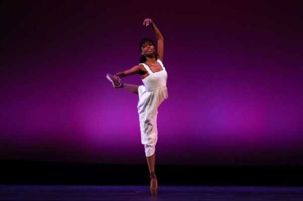 De Taboão da Serra para Nova York: bailarina brasileira ganha destaque nos palcos americanos de-taboao-da-serra-para-nova-york:-bailarina-brasileira-ganha-destaque-nos-palcos-americanos